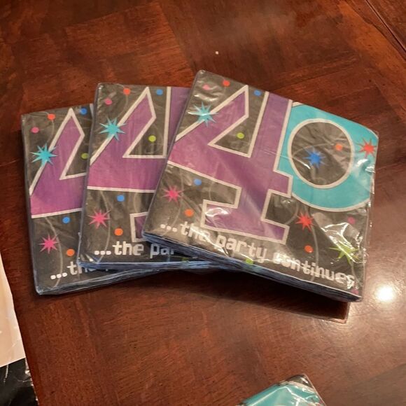 40 40th Birthday Party Decorations Napkins Party Supplies - Picture 4 of 6